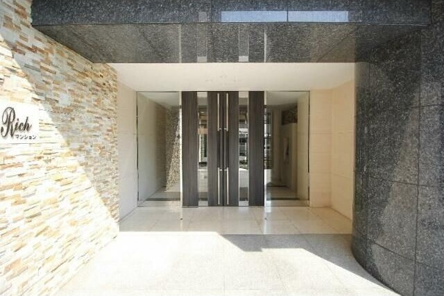 グレイスフルリッチのエントランス