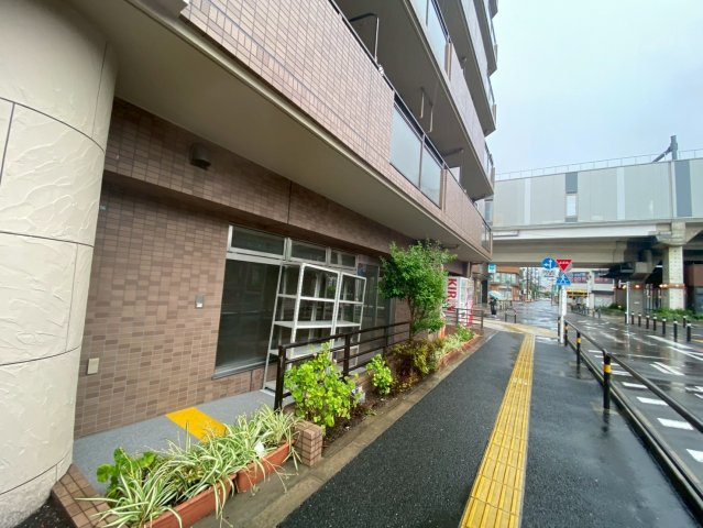 藤和シティホームズ北綾瀬のエントランス