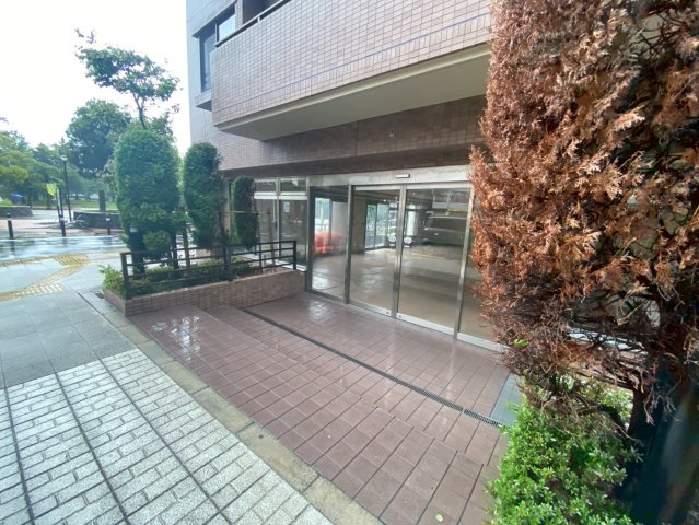 藤和シティホームズ北綾瀬のエントランス