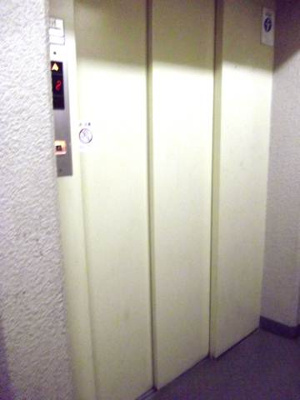 【その他共用部分】 | ウエストインパート１８ | エレベーター☆