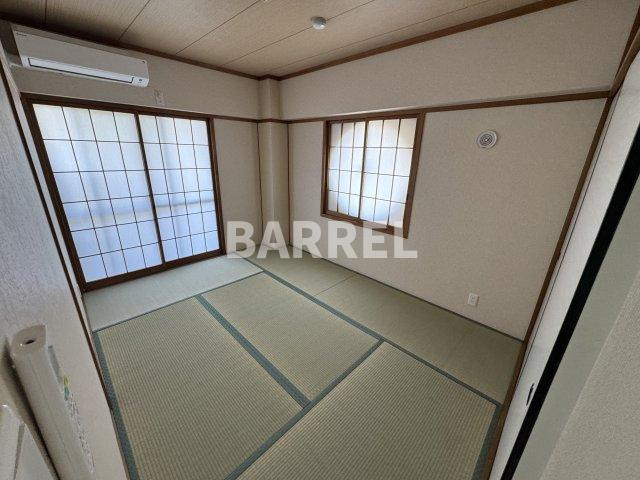 淀川ビルの和室