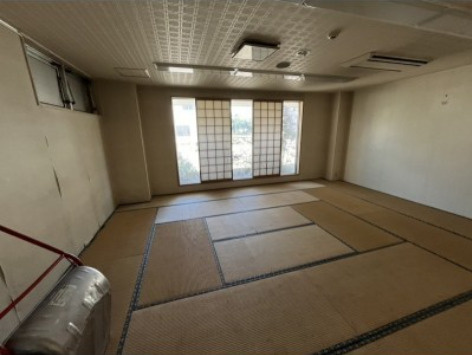 事業を始めたい方におすすめ◎【店舗・事務所一棟】旭町の和室