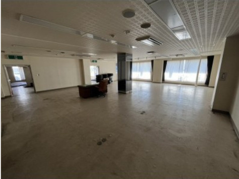 事業を始めたい方におすすめ◎【店舗・事務所一棟】旭町のその他|広々としたワンフロアは、事務所や店舗に最適です。