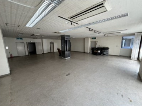 事業を始めたい方におすすめ◎【店舗・事務所一棟】旭町のその他|天井が高く開放的。