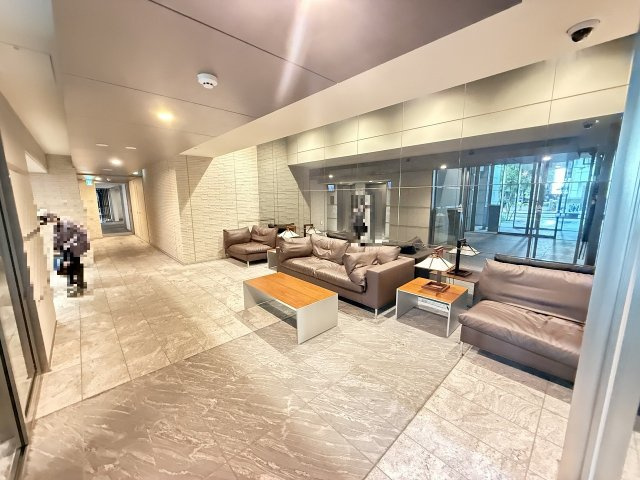 クリオレジダンス八王子ザ・マークスのその他共用部分|～開放感のあるロビー～