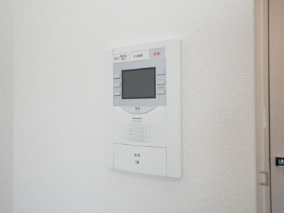 【セキュリティ】 | Lala place難波ガルテン | モニター付きインターホンです