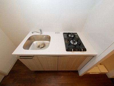 【キッチン】 | Lala place難波ガルテン | コンパクトなキッチンで掃除もラクラク