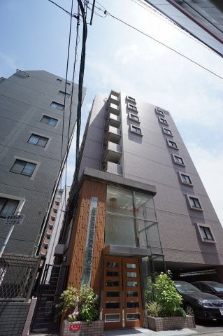 ピュアドームスタシオン箱崎の外観