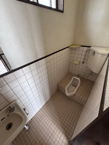 長洲町清源寺店舗のトイレ