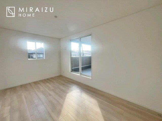 【子供部屋】 | 暮らしやすさを考えたプランで快適な現地ロケーションを実現。安らぎに満たされる、ゆとりのある日々を過ごせます♪