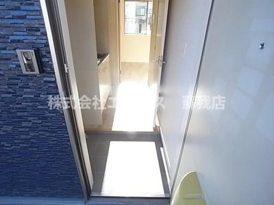 【玄関】 | ガーデンコート仁戸名 | 収納もある玄関です