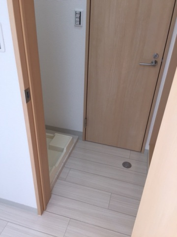 デュウオコート東雲本町の玄関