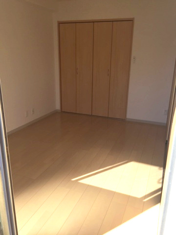 デュウオコート東雲本町の洋室