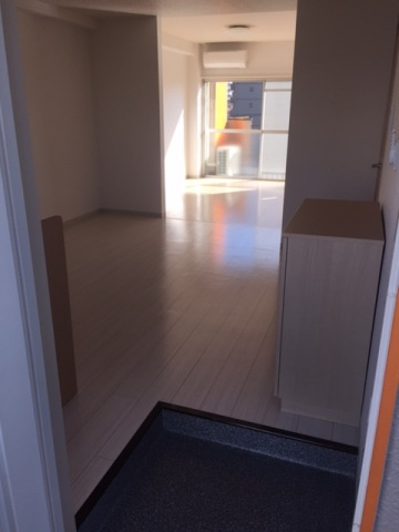 デュウオコート東雲本町の玄関