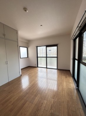 【居間・リビング】 | 東櫛原35ビル