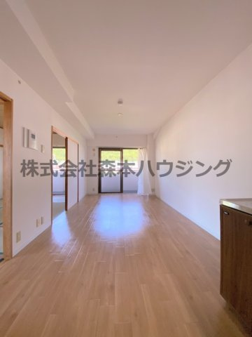 【居間・リビング】 | 　サンマンション南野 | ゆったり過ごせるリビングです