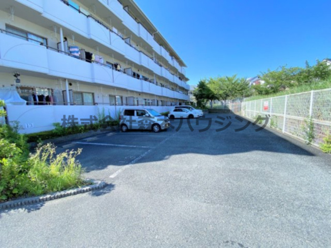 【駐車場】 | 　サンマンション南野 | 駐車場完備です