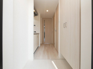 【玄関】 | S-RESIDENCE難波大国町Uno | 毎日通る玄関はこちらです