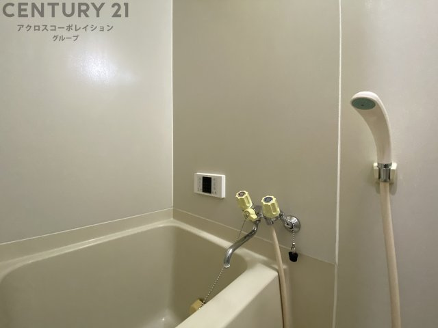 お風呂トイレ別、多機能なユニットバスです