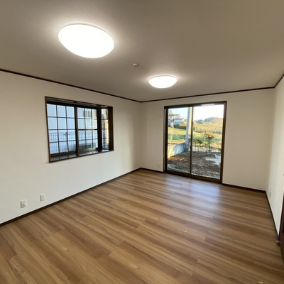 中古戸建　郡山市西田町字鬼生田の居間・リビング