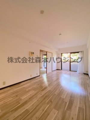 【居間・リビング】 | 　サンマンション南野 | きれいなリビングです