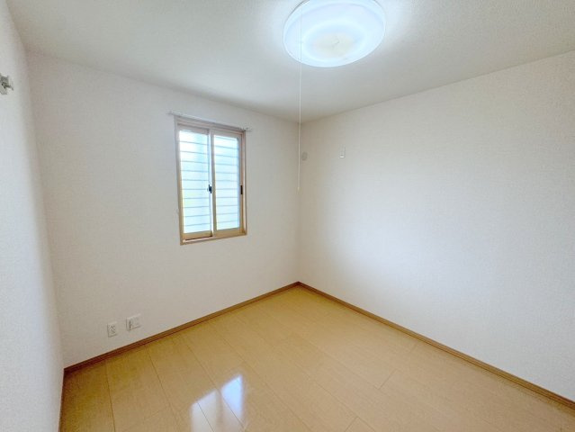 マ・メゾン榮　Ⅲの居間・リビング