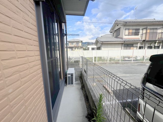 マ・メゾン榮　Ⅲの庭