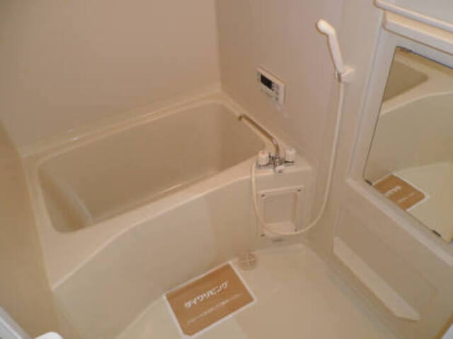 マ・メゾン榮　Ⅲの浴室|浴室