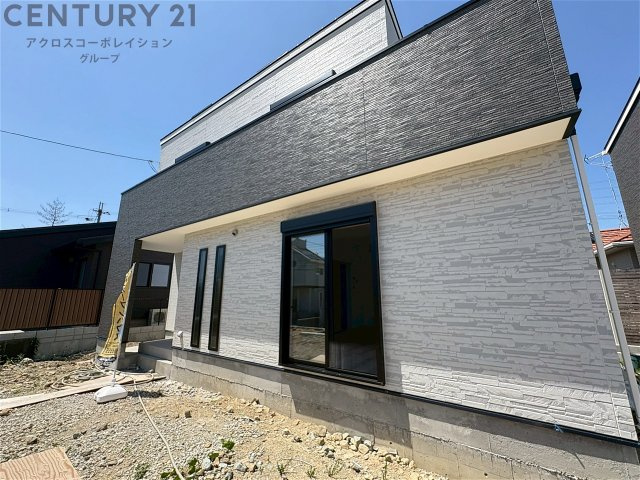 木造２階建て