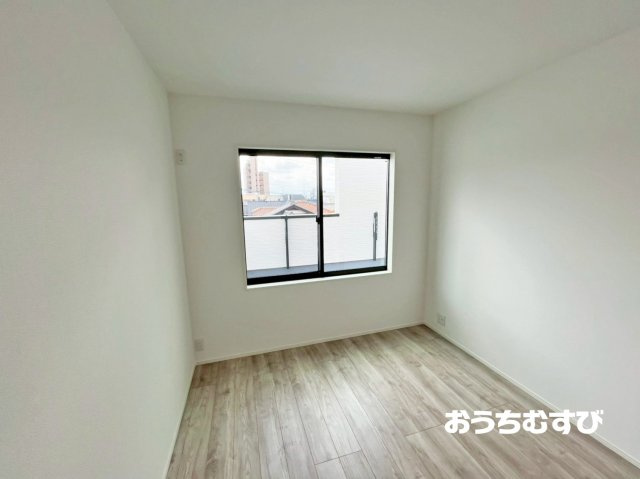 守山区守山1丁目(全4棟)の洋室