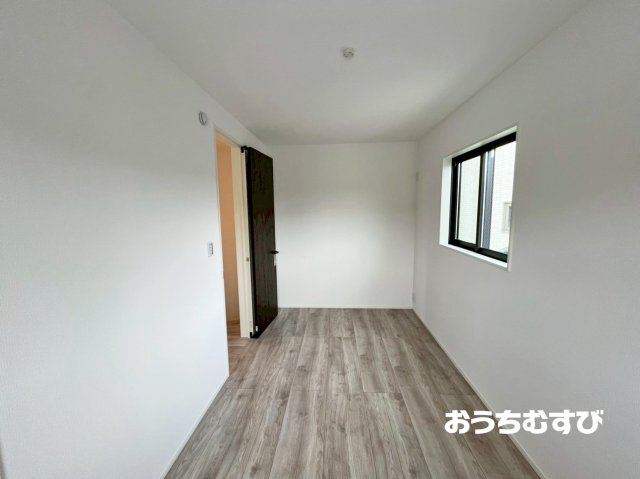 守山区守山1丁目(全4棟)の洋室