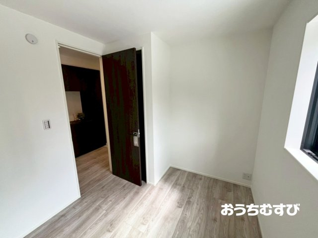 守山区守山1丁目(全4棟)の洋室