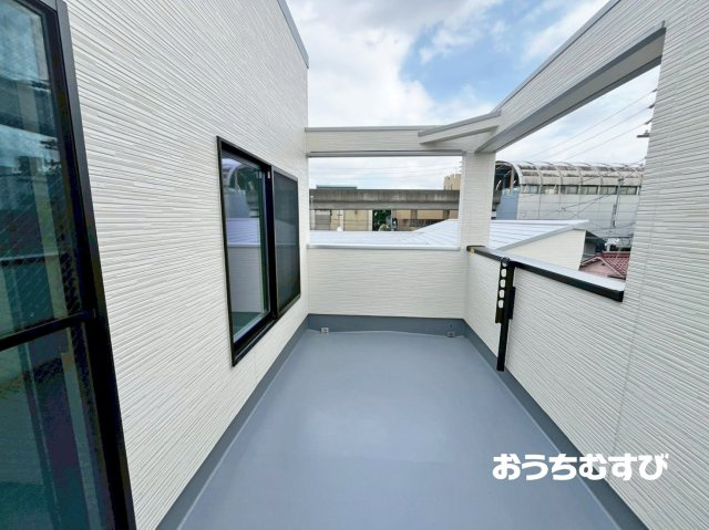 守山区守山1丁目(全4棟)のバルコニー