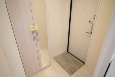 【玄関】 | アルタイ石橋阪大前