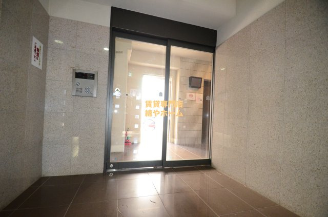 FDS KOHAMA WESTのロビー|落ち着いたロビーです