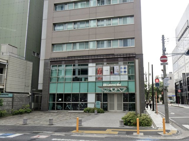 アクシス桜木町ビルの外観
