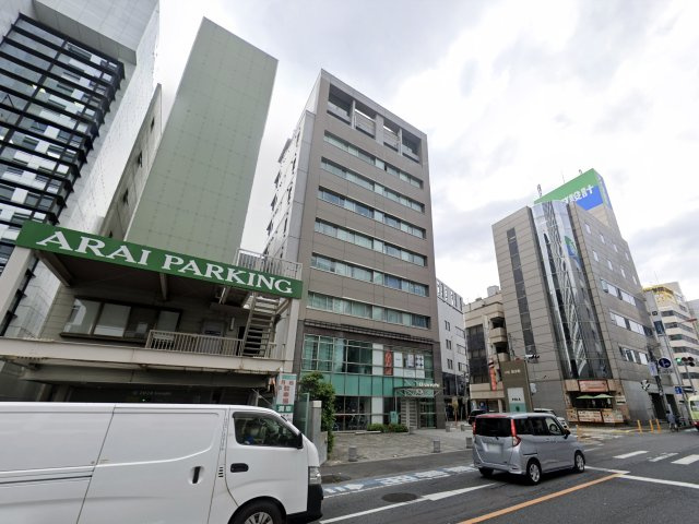 アクシス桜木町ビルの外観