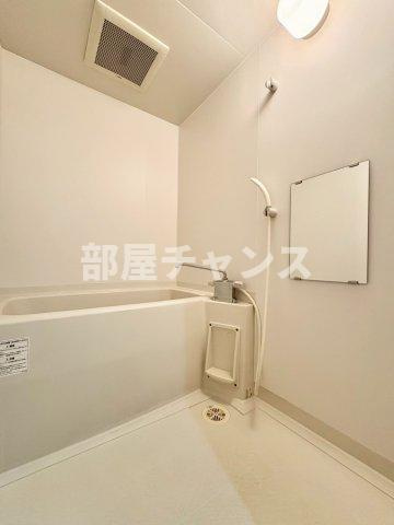 クラシタイヤー丸の内の浴室