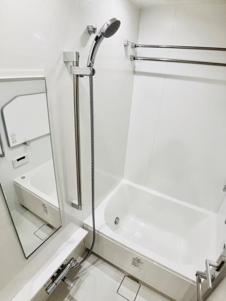 白金ザ・スカイ東棟の浴室