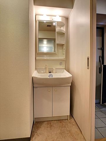 Aqualia千早の洗面所