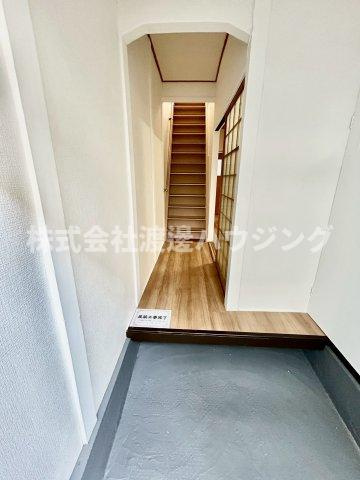 カドマシシンバシチョウコダテの玄関