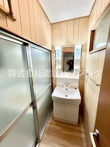 カドマシシンバシチョウコダテの洗面所