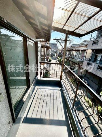 平池町一戸建のバルコニー