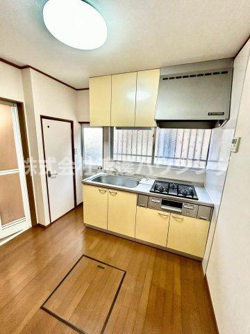 平池町一戸建の内装