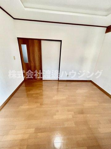 平池町一戸建の寝室