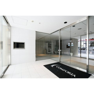 【エントランス】コンフォリア東池袋ＥＡＳＴ