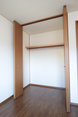 北側６帖洋室の収納