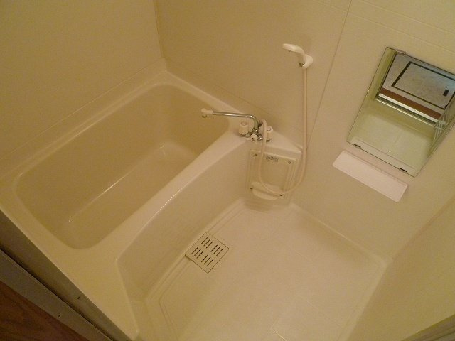 ヴィラサンスーシーの浴室|ゆったり過ごせるお風呂です