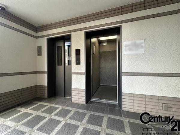 ローレルコート桜井南のその他共用部分|■現地撮影写真■共有部分のエレベーターでございます！