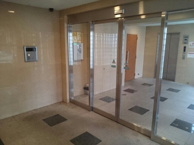 【エントランス】 | メゾン苗田 | 建物の内部です